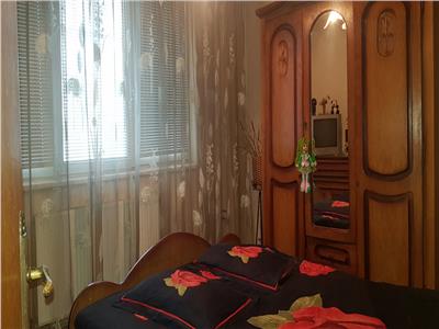 Apartament 2 decomandate Cornisa. Mobilat si utilat. Etaj 2