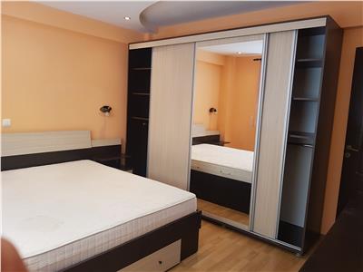 Chirie apartament bloc nou 3 camere. Mobilat si Utilat