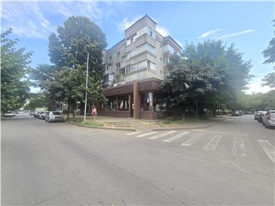 Vanzare Apartament 4 Camere Bacau, zona Bistrita Lac Etaj 3